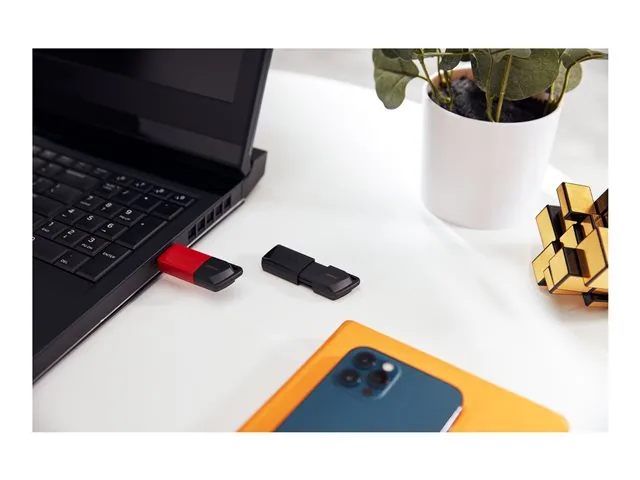 Kingston DataTraveler Exodia M - Memoria USB - 128 GB - USB 3.2 Gen 1